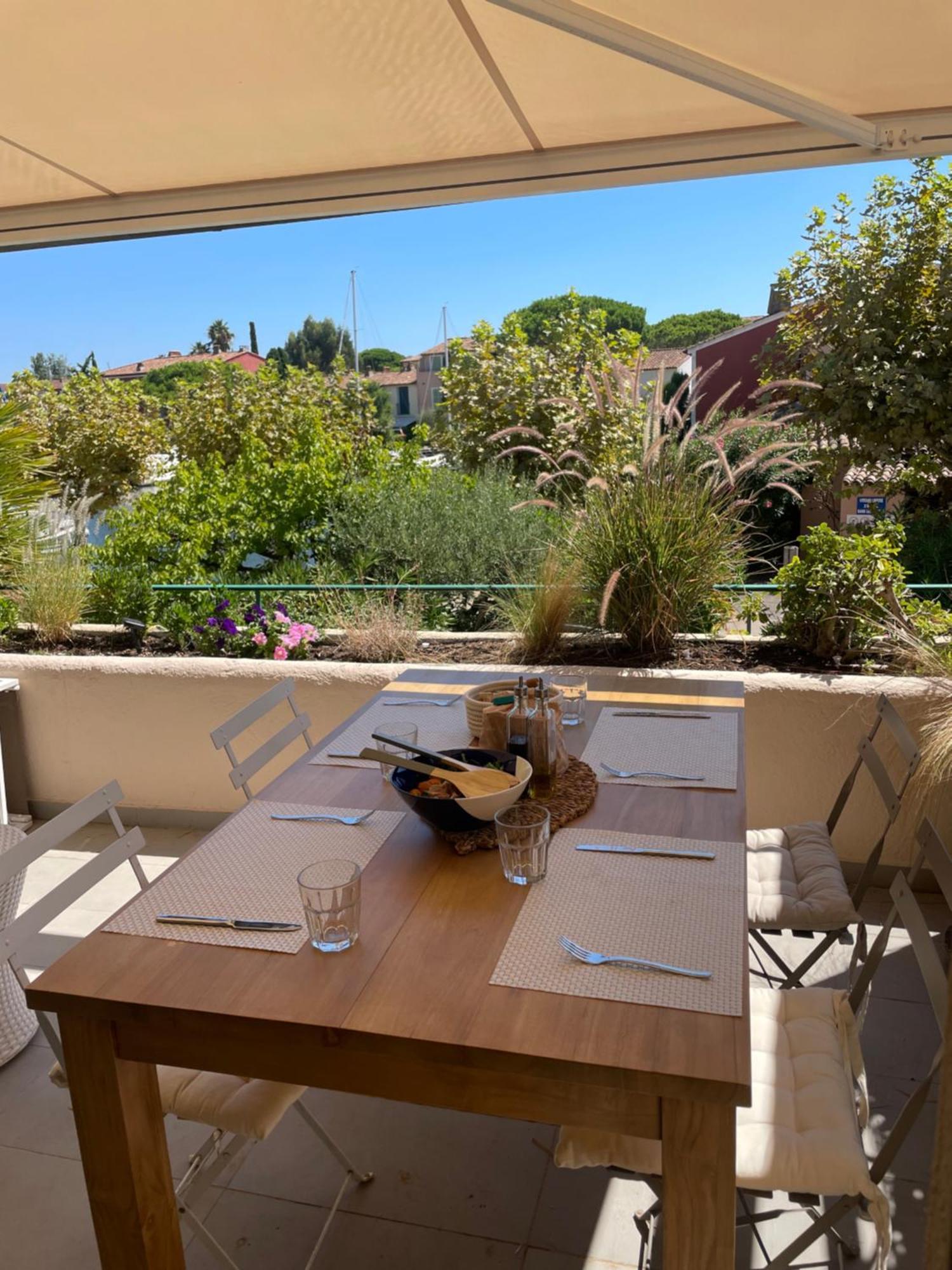 Apartment Port Grimaud Luaran gambar